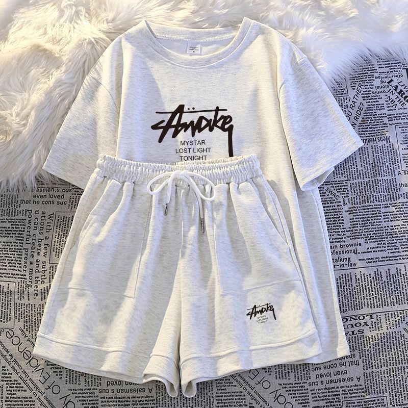 新しい女性用プラスサイズセット 大人用半袖とショートパンツの - Shorts のレビューと価格